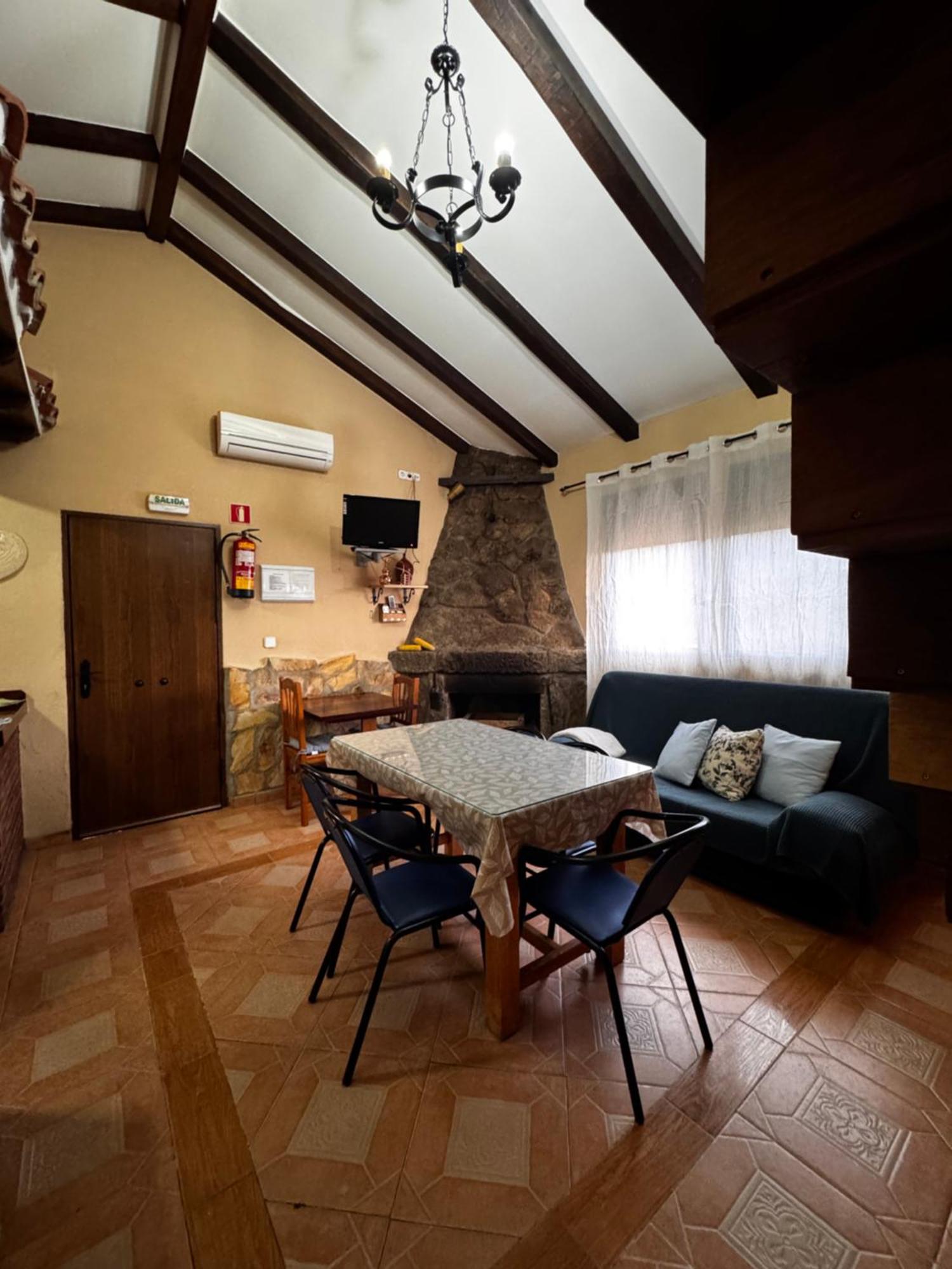Casas Rurales Carrizosa Navaconcejo Ngoại thất bức ảnh